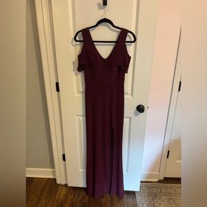 Elegant Plum V-Neck Ruffled Sleeve Formal floor length  Dress